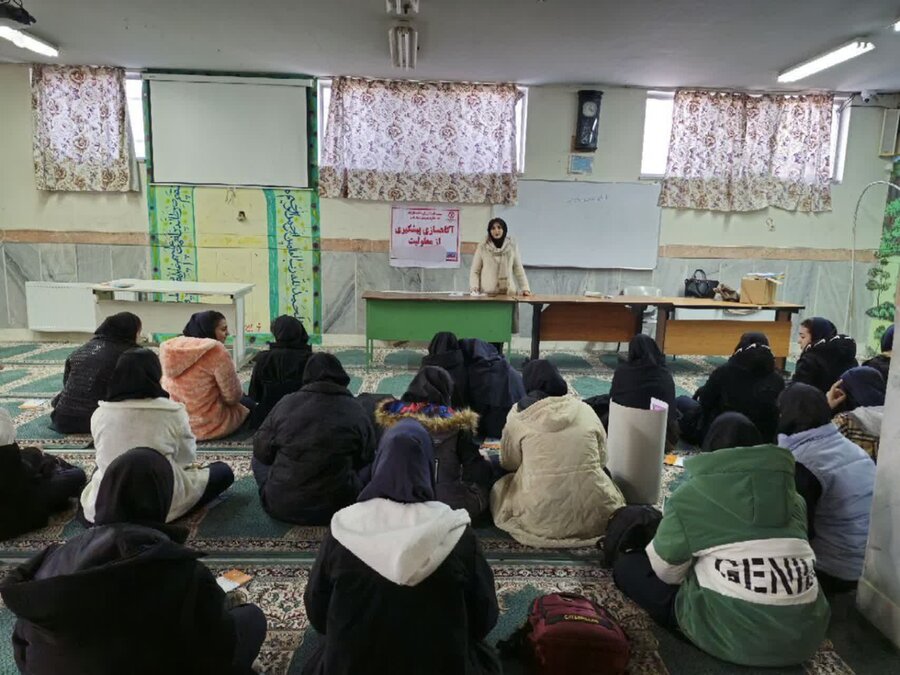 نظرآباد | آموزش پیشگیری از معلولیت ها در شهرستان نظرآباد