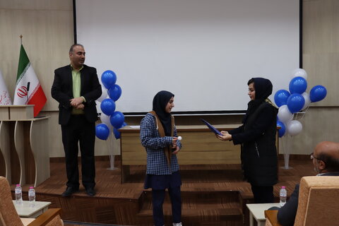 رویداد استانی طرح خود مراقبتی و آگاه سازی با تأکید بر تاب آوری و مهارت ورزی (خاتم)