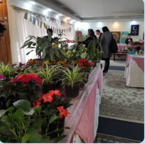 کرج | بازدید از نمایشگاه صنایع دستی فرزندان خانه خورشید