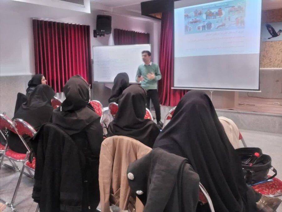 برگزاری دوره آموزشی مددکاری اجتماعی ویژه مددکاران مراکز دولتی و غیردولتی بهزیستی