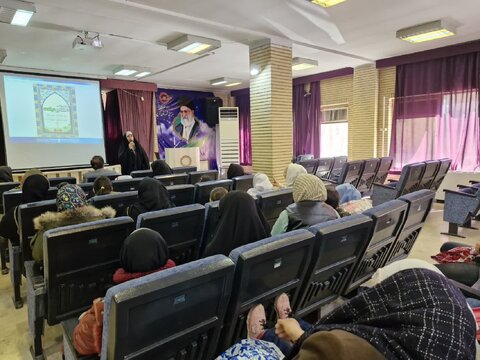 کلاس آموزشی احکام و عبادت ویژه دختران مکلف تحت پوشش بهزیستی در کرج برگزار شد