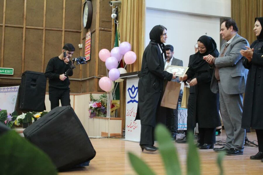 برگزاری اختتامیه رویداد استانی طرح خودمراقبتی و آگاهسازی با تأکید بر تاب آوری و مهارت‌ورزی خاتم