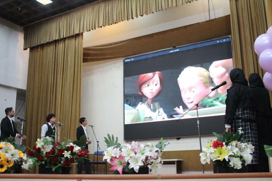 برگزاری اختتامیه رویداد استانی طرح خودمراقبتی و آگاهسازی با تأکید بر تاب آوری و مهارت‌ورزی خاتم