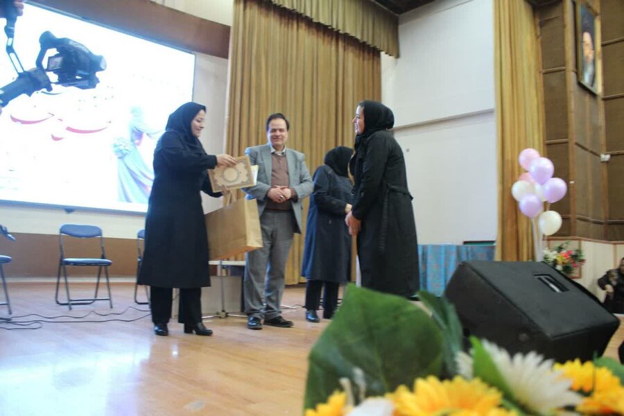 برگزاری اختتامیه رویداد استانی طرح خودمراقبتی و آگاهسازی با تأکید بر تاب آوری و مهارت‌ورزی خاتم