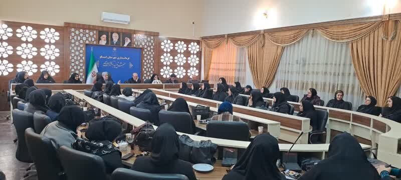 نشست فرماندار شهرستان اسکو با بانوان فرهیخته شهرستان