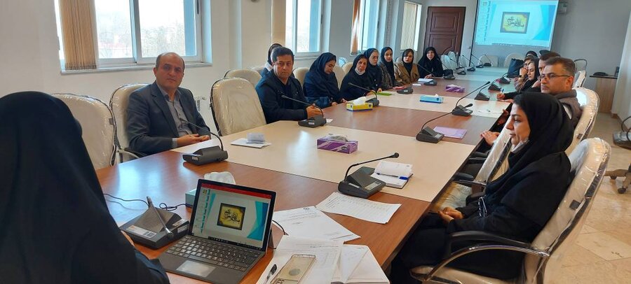 نشست آموزشی دوره قیومیت و وظایف قیم برگزار شدv