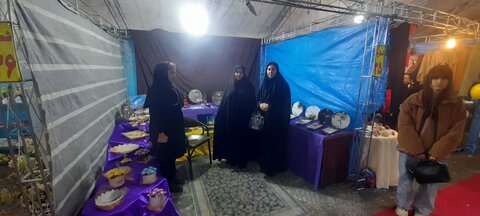 حضور جامعه هدف بهزیستی در نمایشگاه بهاره شهرستان چهارباغ