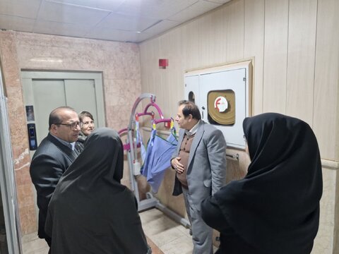 ضیافت افطاری در مرکز نگهداری سالمندان زرمان