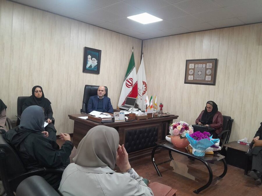 برگزاری نشست اعضای هیئت مدیره کانون مراکز مثبت زندگی گیلان با سرپرست بهزیستی استان
