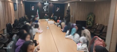 فرمانده سپاه ساوجبلاغ درهشتمین روز از ماه مبارک رمضان میزبان فرزندان بهزیستی ساوجبلاغ بود