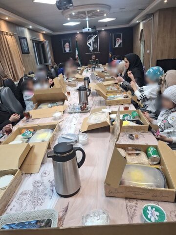 فرمانده سپاه ساوجبلاغ درهشتمین روز از ماه مبارک رمضان میزبان فرزندان بهزیستی ساوجبلاغ بود