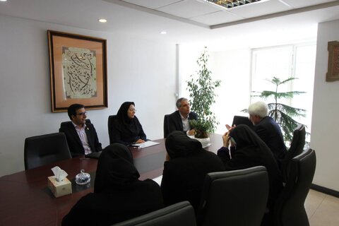 جلسه ی مدیر کل بهزیستی فارس با مدیران عامل بانک صادرات و پاسارگاد