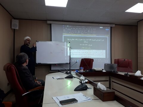 دوره آموزشی اقامه نماز ویژه مدیران بهزیستی البرز