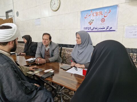 برپایی میز خدمت به مناسبت گرامیداشت ماه بهار قرآن