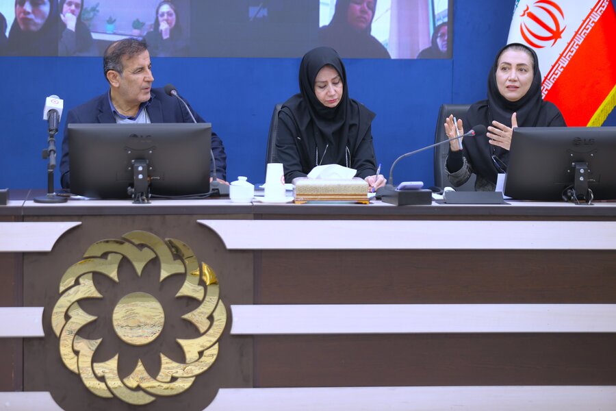 نشست تخصصی دفتر امور خانواده و بانوان