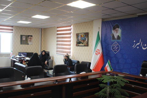 ملاقات مدیرکل بهزیستی استان البرز با مراجعین و جامعه هدف محترم