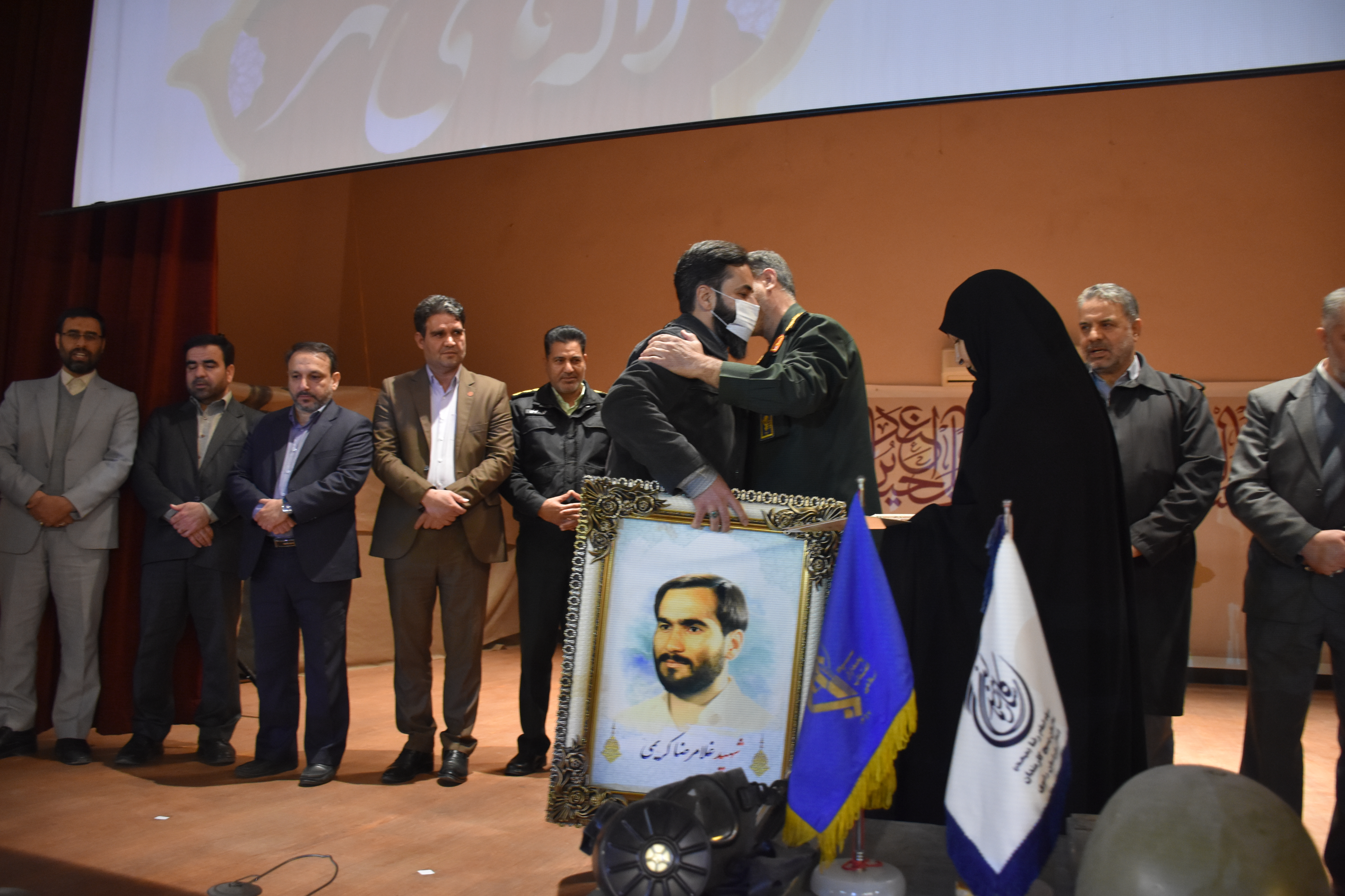 یادواره شهدای کارمند بسیج ادارات کل شهید رجایی مشهد برگزار شد