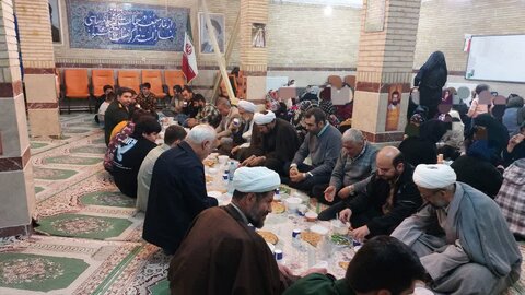 ضیافت افطاری مددجویان محترم طالقانی برپا شد