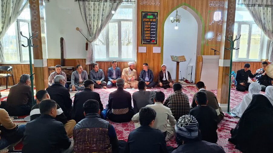 دیواندره | برپایی جشن تکلیف دختران و پسران تحت حمایت بهزیستی