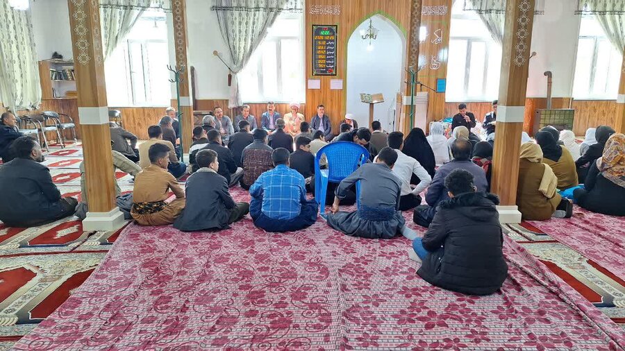 دیواندره | برپایی جشن تکلیف دختران و پسران تحت حمایت بهزیستی