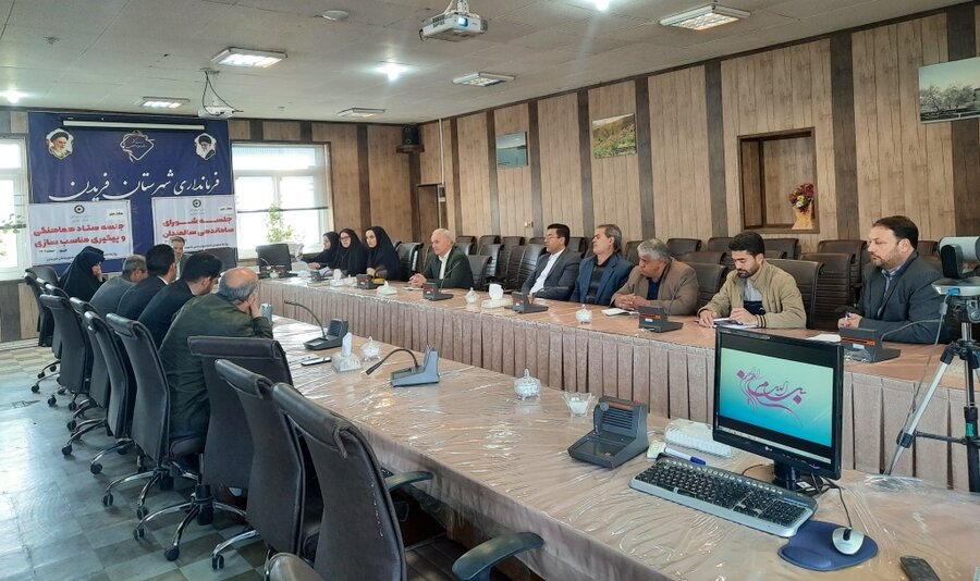 فریدن| ایجاد شهر بدون مانع گامی مهم وحیاتی برای حضور فعال افراد دارای معلولیت و سالمندان در جامعه