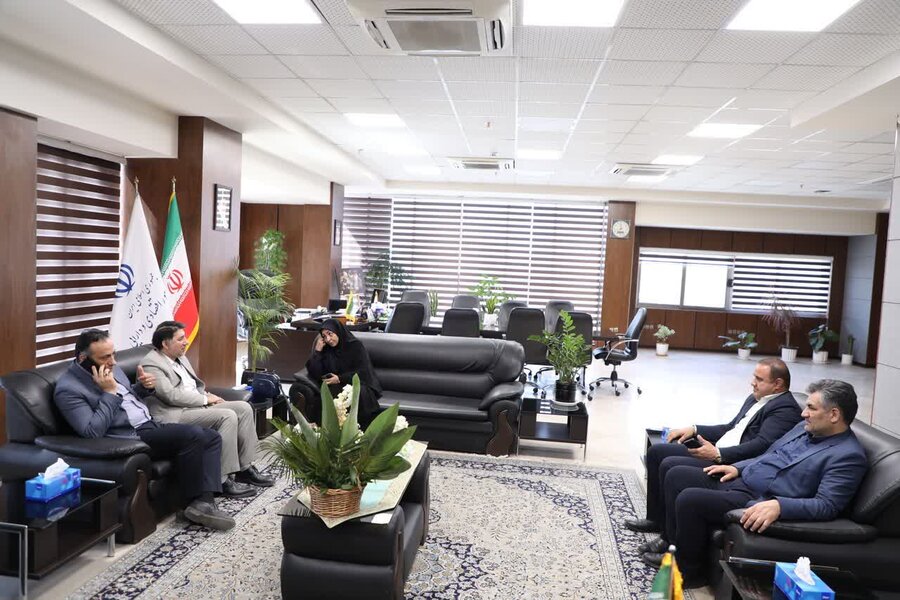 مدیر کل بهزیستی گلستان با مدیر کل اقتصاد و دارایی استان دیدار کرد