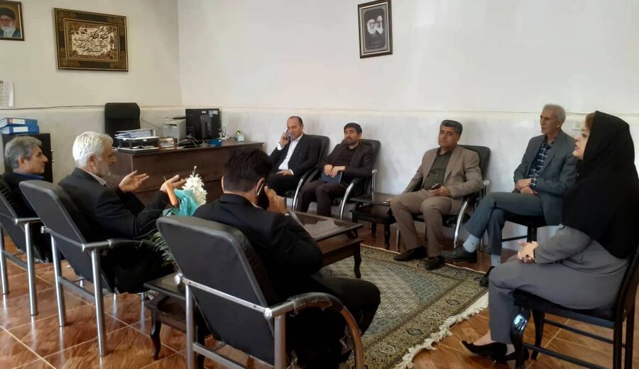 بازدید مدیرکل بهزیستی استان از مراکز نگهداری سالمندان و معلولین ذهنی در آغاز سال نو