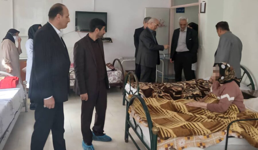 بازدید مدیرکل بهزیستی استان از مراکز نگهداری سالمندان و معلولین ذهنی در آغاز سال نو