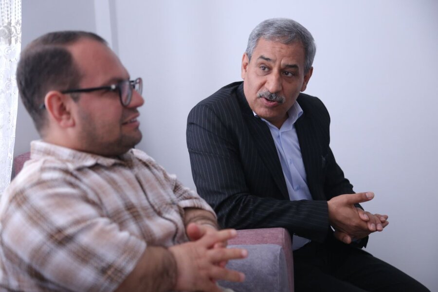 دیدار و بازدید نماینده مردم در مجلس شورای اسلامی از منازل جامعه هدف بهزیستی 