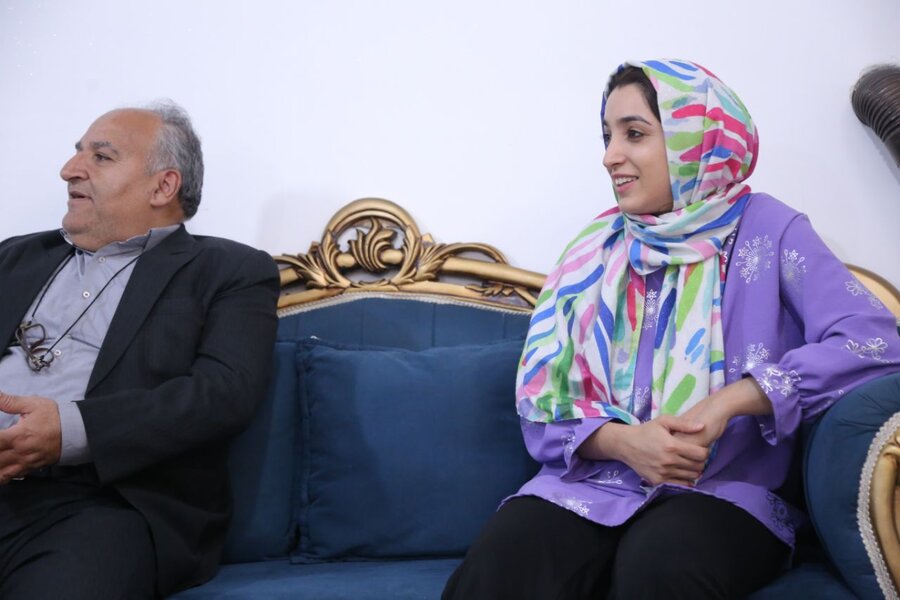 دیدار و بازدید نماینده مردم در مجلس شورای اسلامی از منازل جامعه هدف بهزیستی 