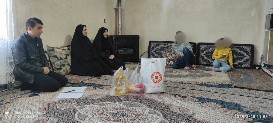 دیدار نوروزی رئیس بهزیستی چایپاره با ولی نعمتان تحت پوشش بهزیستی