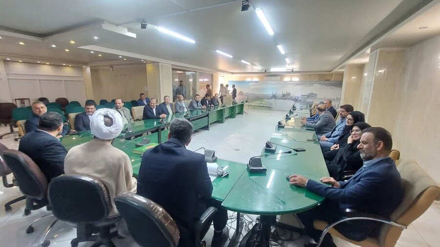 دیدار سرپرست اداره کل بهزیستی استان اصفهان با مجمع نمایندگان استان
