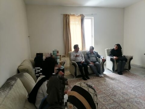 بازدید عیدانه مدیر بهزیستی شهرستان کرج از اورژانس اجتماعی