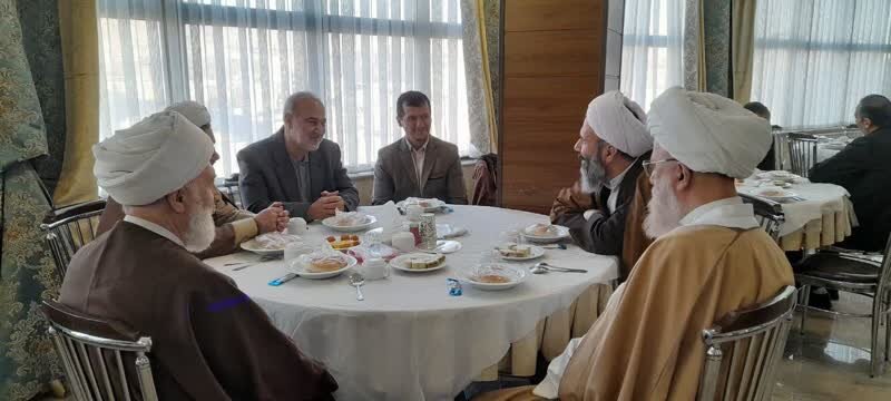 گزارش تصویری | تجلیل از فرمانده سپاه پاسداران انقلاب اسلامی شهرستان اسکو