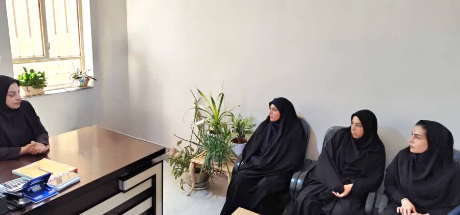 بازدید رئیس بهزیستی شاهین دژ از اورژانس اجتماعی شهرستان