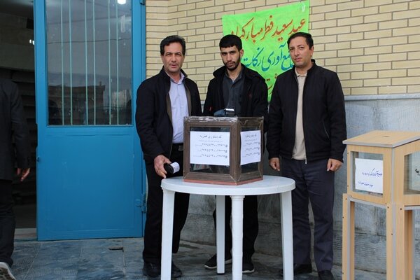 بویین میاندشت| بهزیستی، سفیر امید در توزیع فطریه به نیازمندان
