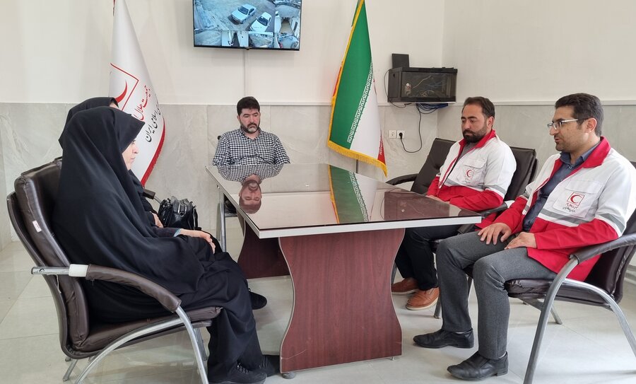 دیدار رئیس بهزیستی چالدران با رئیس جمعیت هلال احمر شهرستان