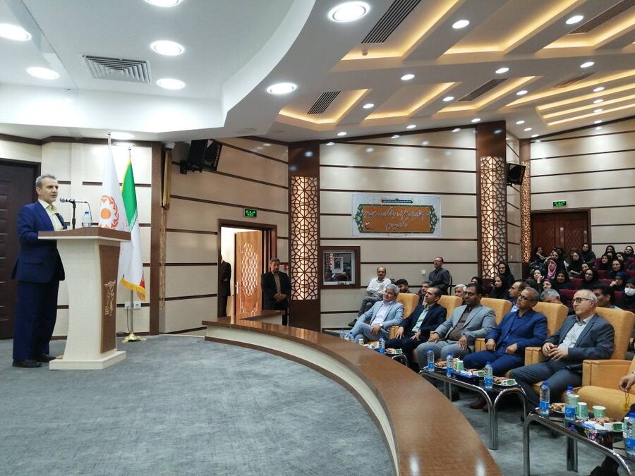 خراسان جنوبی-با حضور مسئولین کشوری و استانی مراسم تکریم و معارفه مدیرکل بهزیستی استان خراسان جنوبی برگزار شد