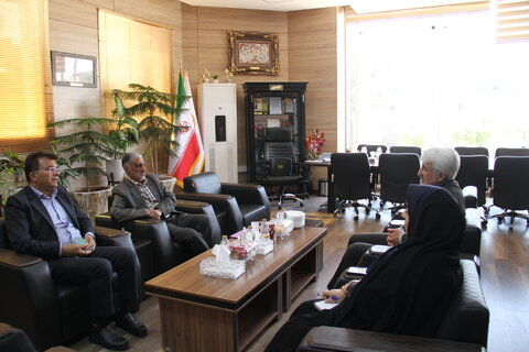 دیدار مدیر کل بهزیستی فارس با فرماندار استهبان