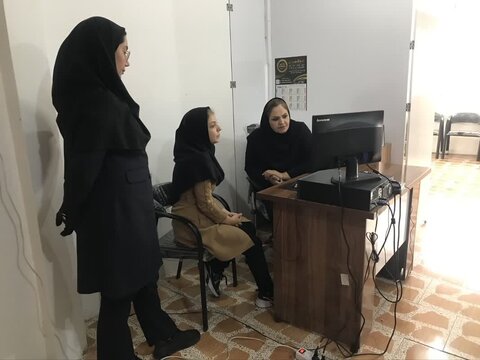 آ-شرقی.