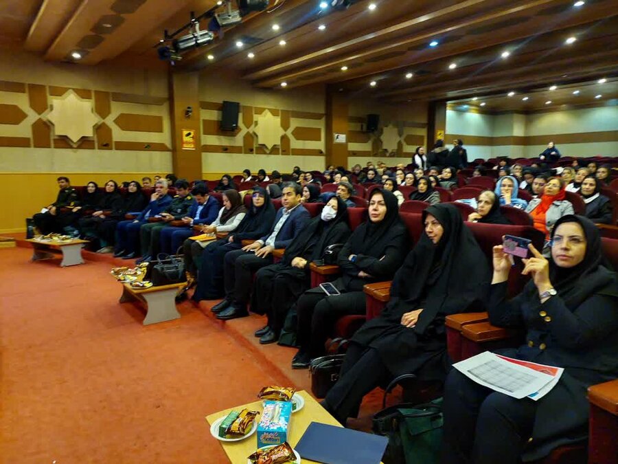 دانش، آگاهی و عزتنفس اساس خودمراقبتی