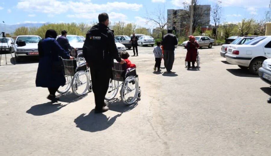 اهدای ۵۰ ویلچر به کودکان تحت پوشش بهزیستی کردستان در قالب پویش «انرژی می‌رسونم»