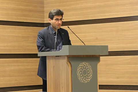 استقلال فرزندان پایان راه نیست، آغاز تعهدی تازه است