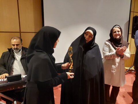 آ-شرقی