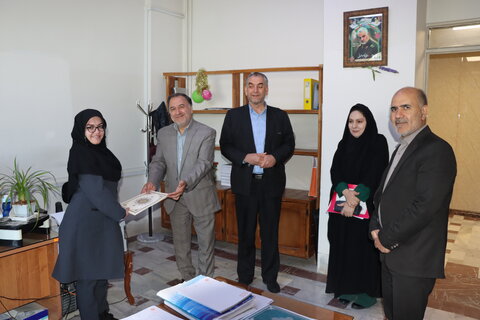 گزارش تصویری ا تقدیر از همکاارن شاغل در نیروی انسانی به مناسبت این روز