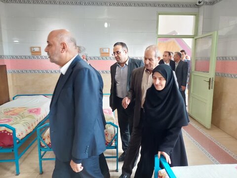 آذر-شرقی.