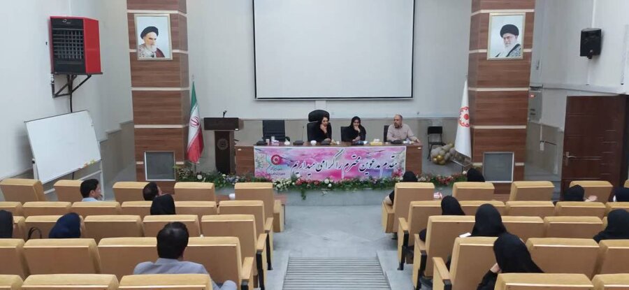 شهرری | برگزاری جلسه آموزشی بازآموزی دستورالعمل‌های توانبخشی و فرآیندهای کمیسیون پزشکی ICF