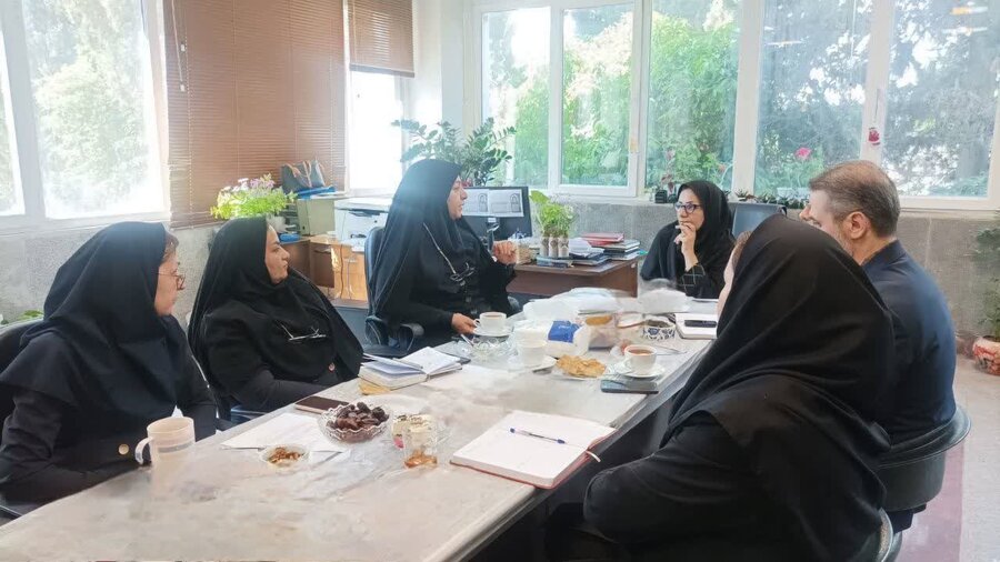 نشست سرپرست بهزیستی استان گلستان با معاون و کارشناسان حوزه سلامت اجتماعی