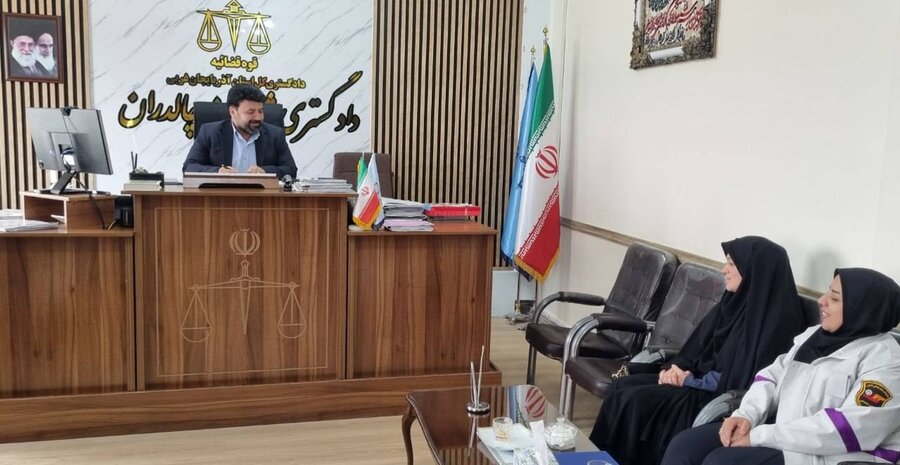 نشست رئیس بهزیستی چالدران با رئیس دادگستری شهرستان با موضوع مجازات جایگزین حبس نشست رئیس بهزیستی چالدران با رئیس دادگستری شهرستان با موضوع مجازات جایگزین حبس