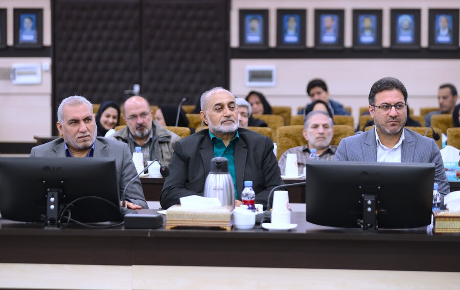 نشست رئیس سازمان بهزیستی کشور با همکاران حوزه حراست ، گزینش، ارتباطات مردمی